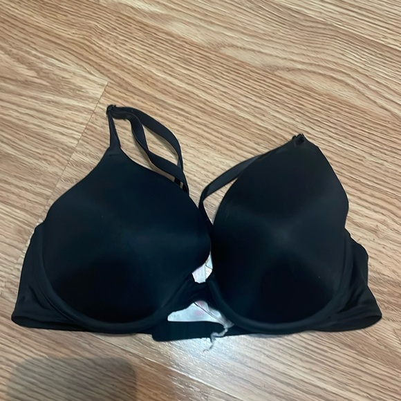 Victoria’s Secret Pink T-Shirt Light Gray Bar - Picture 7 of 9